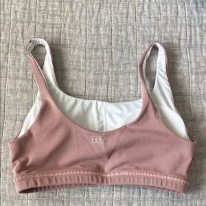 Fleo Selena Ribbed Sports Bra - w/ removable pads - great condition